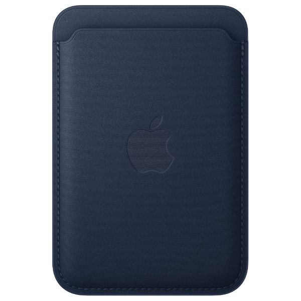 Apple Fine Woven Wallet with MagSafe 