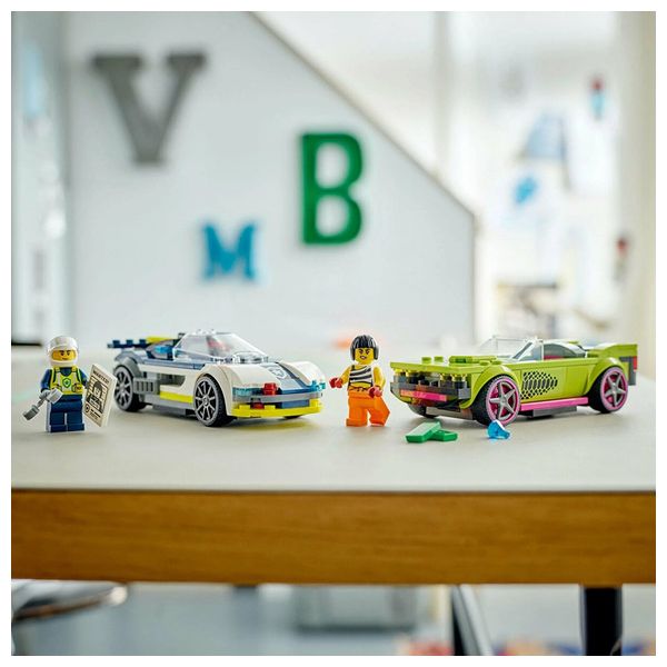  LEGO City Police Car and Sports Car Chase 