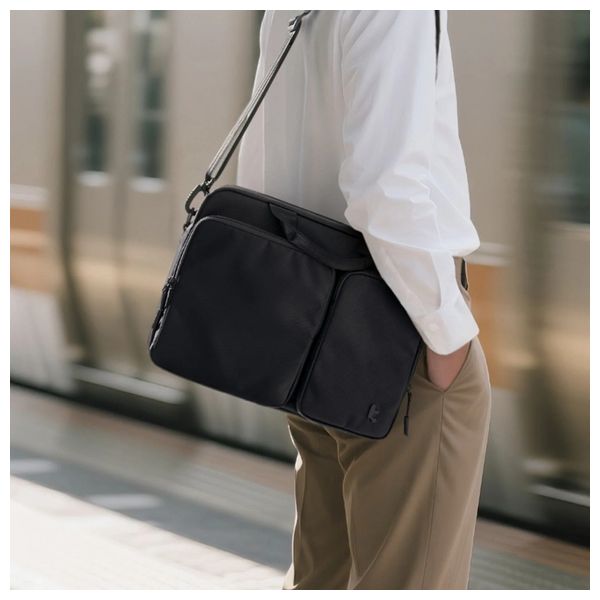 حقيبة لابتوب توم توك - Navigator A33 - بحجم 16 انج - قماش مقاوم للماء - اسود