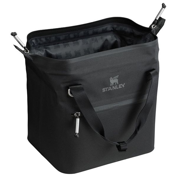 ستانلي جولين ميني كولر اليومية - بسعة 7 لتر - حقيبة تبريد صغيرة صديقة للبيئة - اسود