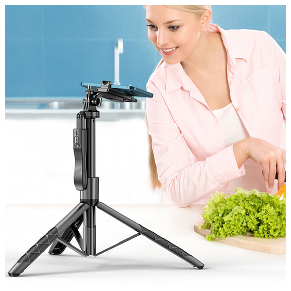  عصا سيلفي دبليو اي دبليو يو مع حامل ثلاثي - WI-SE005 - اسود 